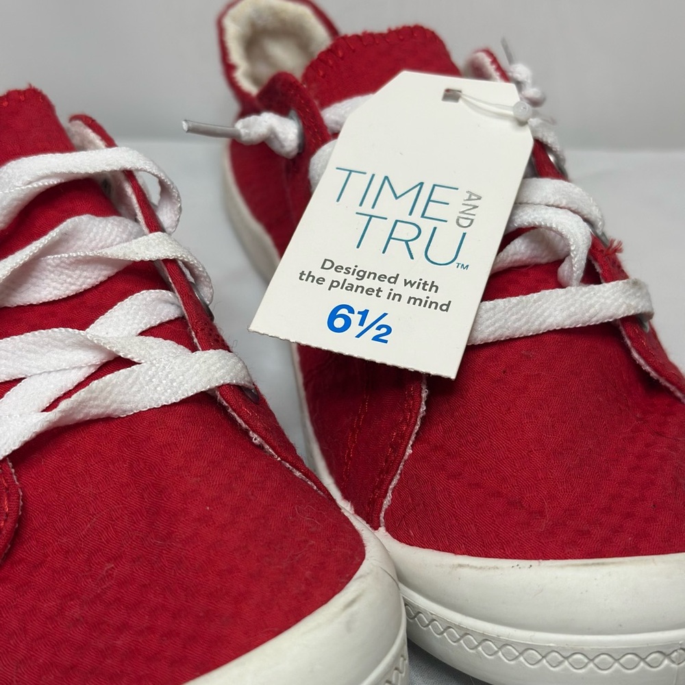 Time and Tru Women's Red Sneakers